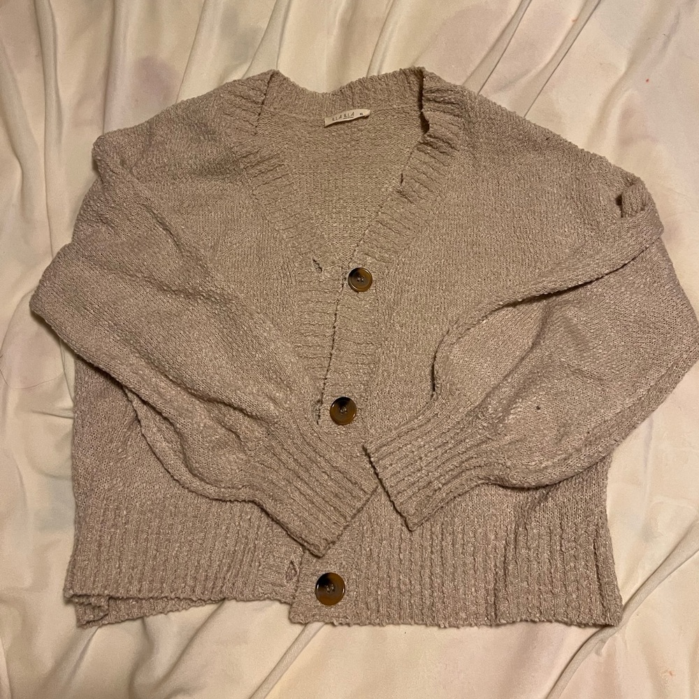 ILLA ILLA Light Beige Button-Up Cardigan